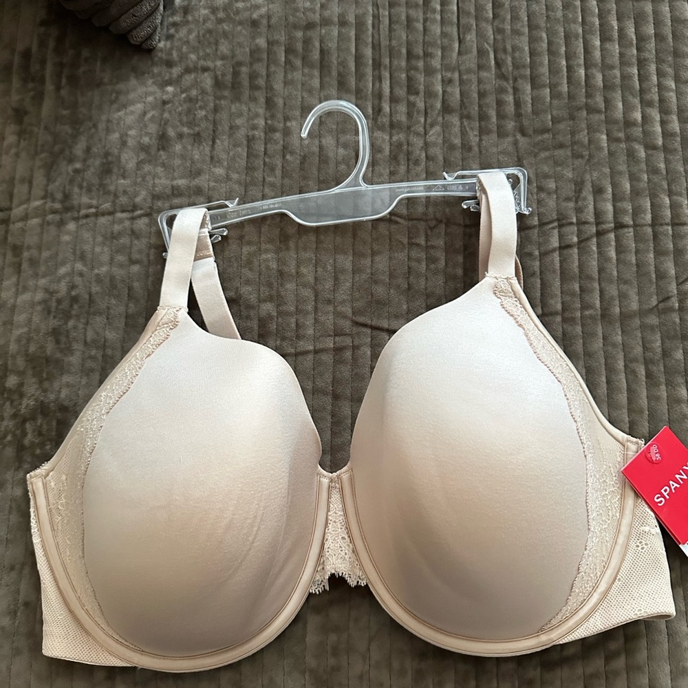 SPANX Cream Bra Intimates with Seamless Comfort